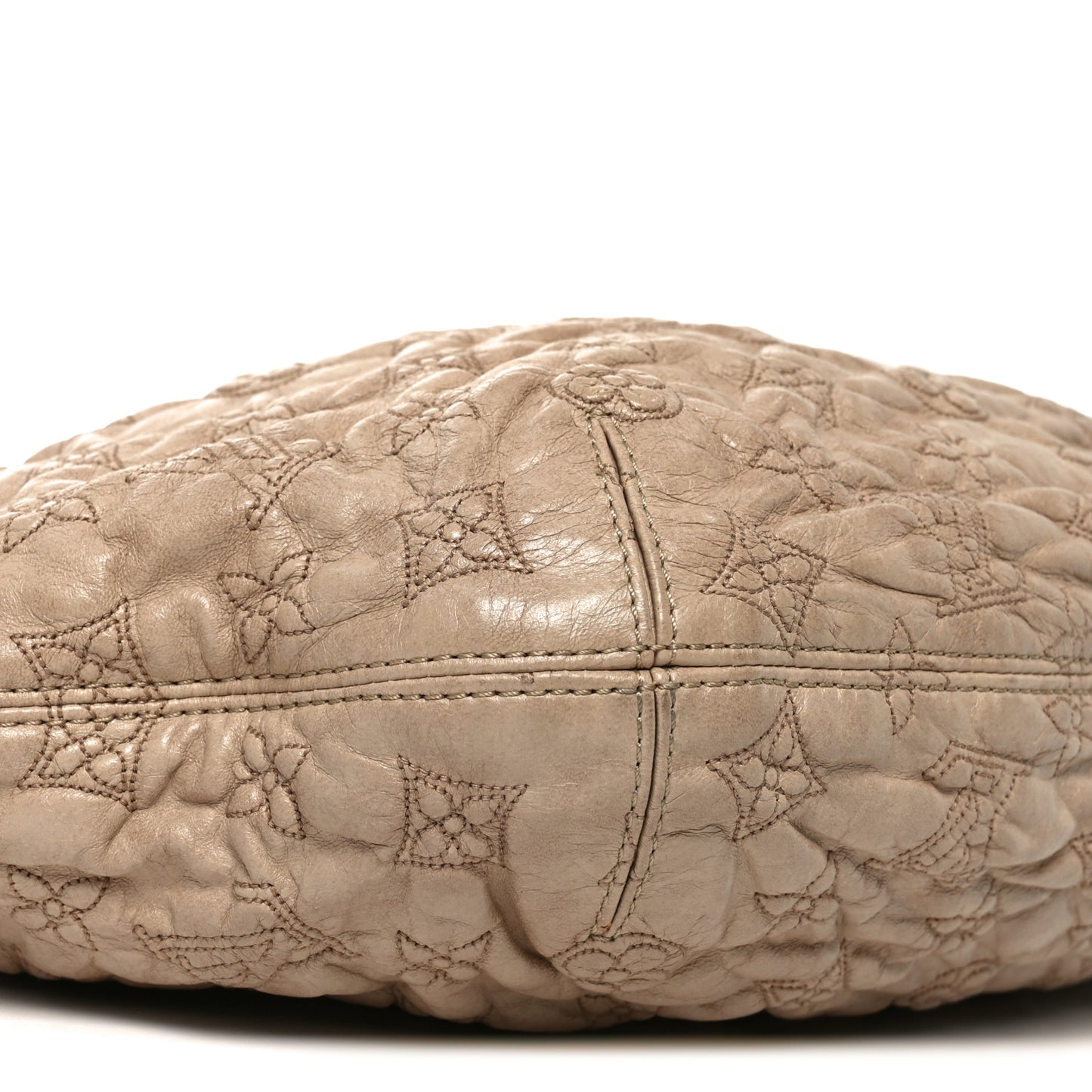 Lambskin Olympe Nimbus GM Ecru
