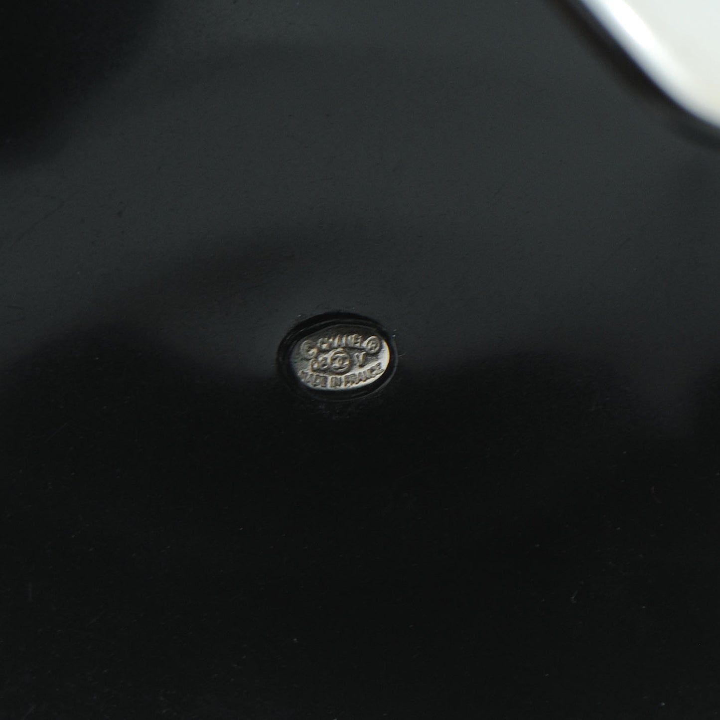Resin CC Cuff Black White