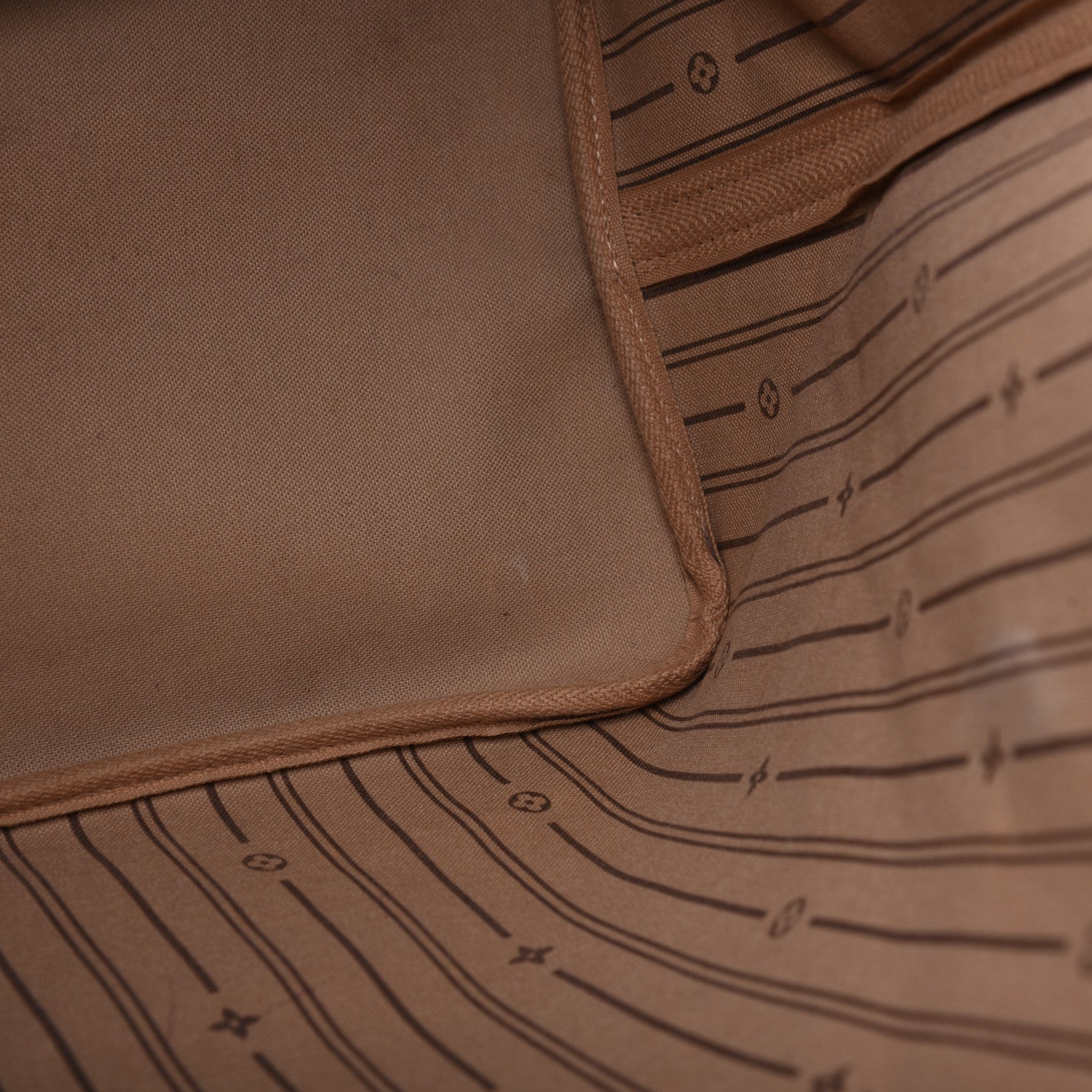 Louis Vuitton Monogram Neverfull GM 11 of 25