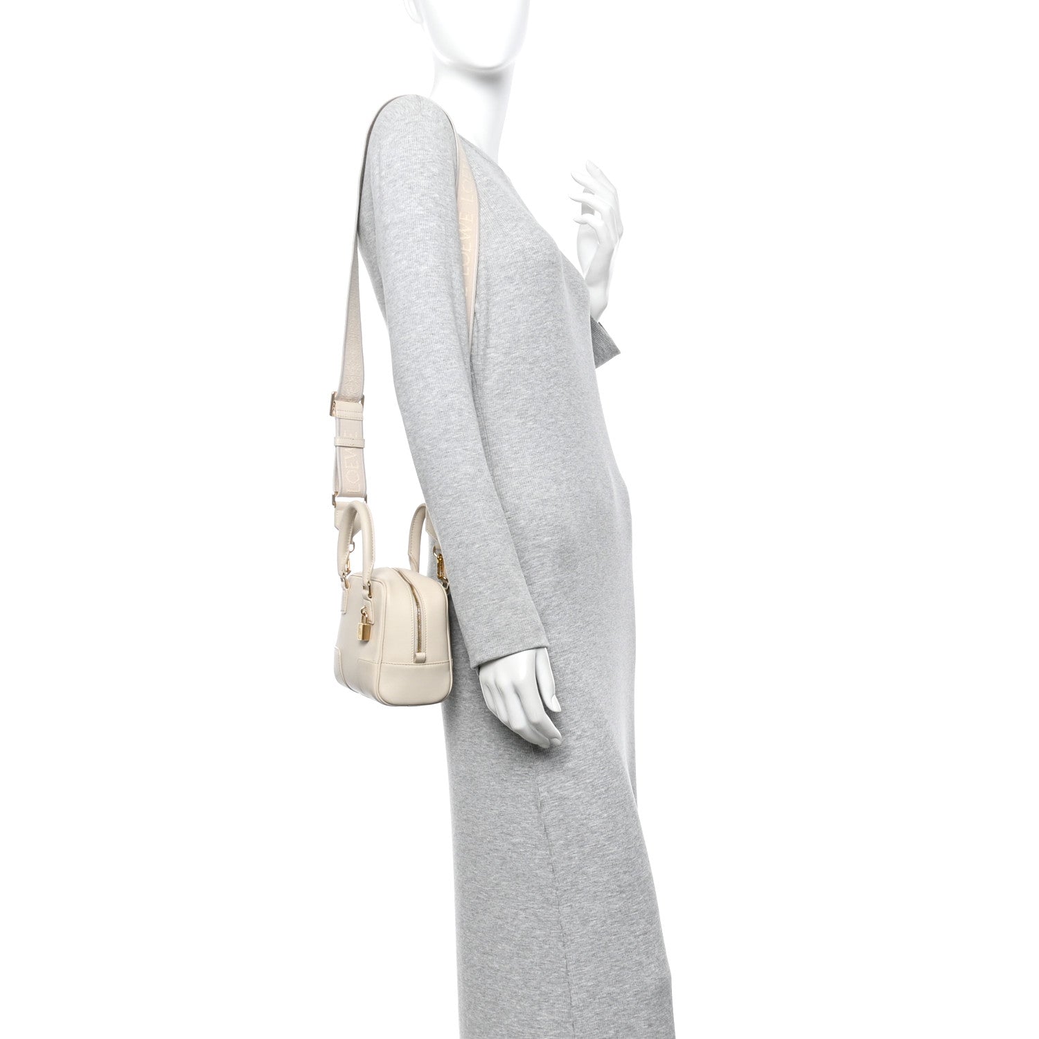 Loewe Nappa Calfskin Amazona 16 Square Bag Angora 2 of 12