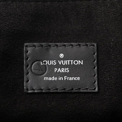 Louis Vuitton Epi Christopher Messenger Black 6 of 10