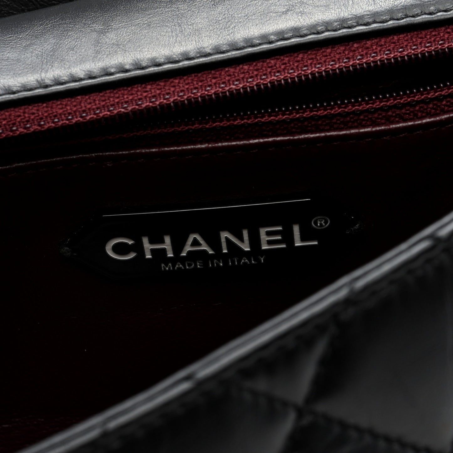 Aged Calfskin Quilted 2.55 Reissue 225 Hanger Flap Black