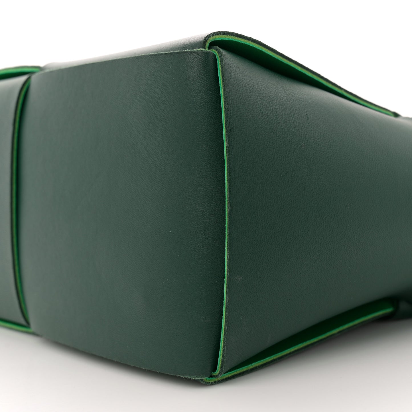 Calfskin Maxi Intrecciato Medium Arco Tote Raintree