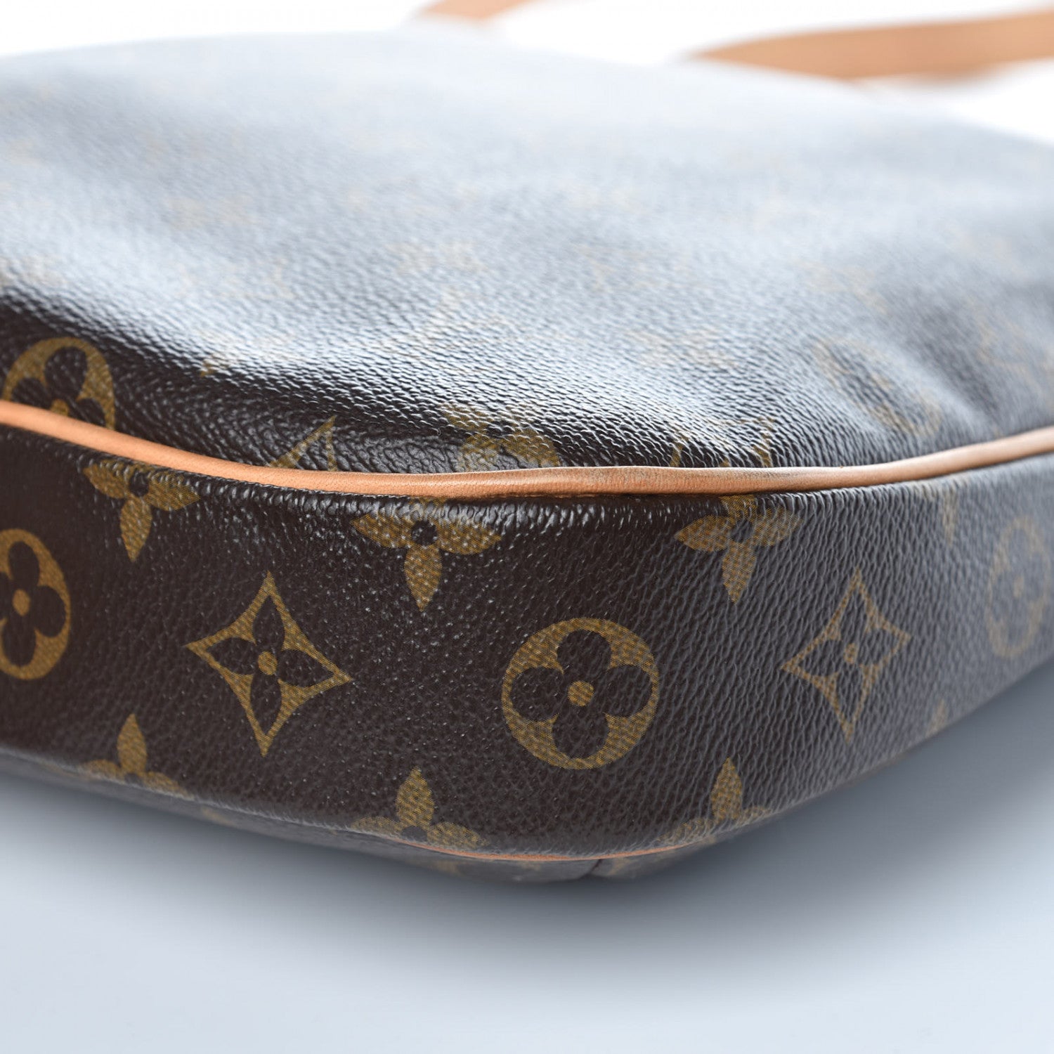 Louis Vuitton Monogram Odeon PM 9 of 11