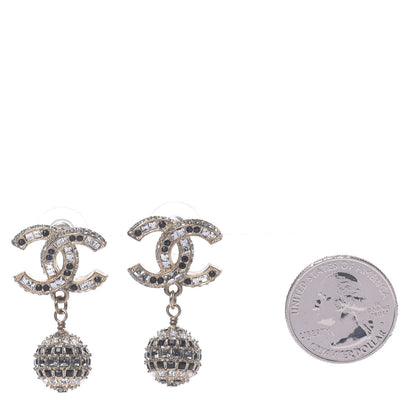 Chanel Baguette Crystal CC Drop Earrings Gold Black 2 of 4