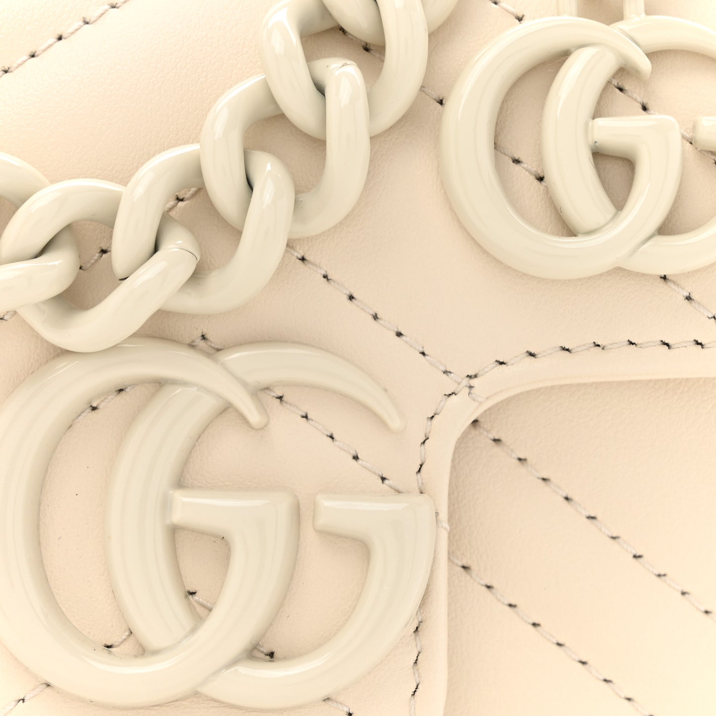 Calfskin Matelasse Monochrome GG Marmont Chain Mini Belt Bag Mystic White