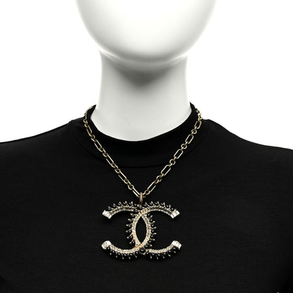 Chanel Crystal Resin Chain CC Pendant Necklace Black Gold 2 of 5