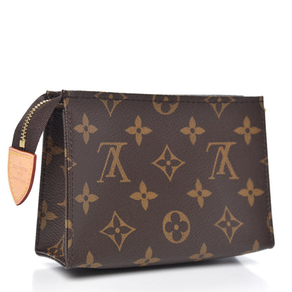 Louis Vuitton Monogram Toiletry Pouch 15 3 of 10