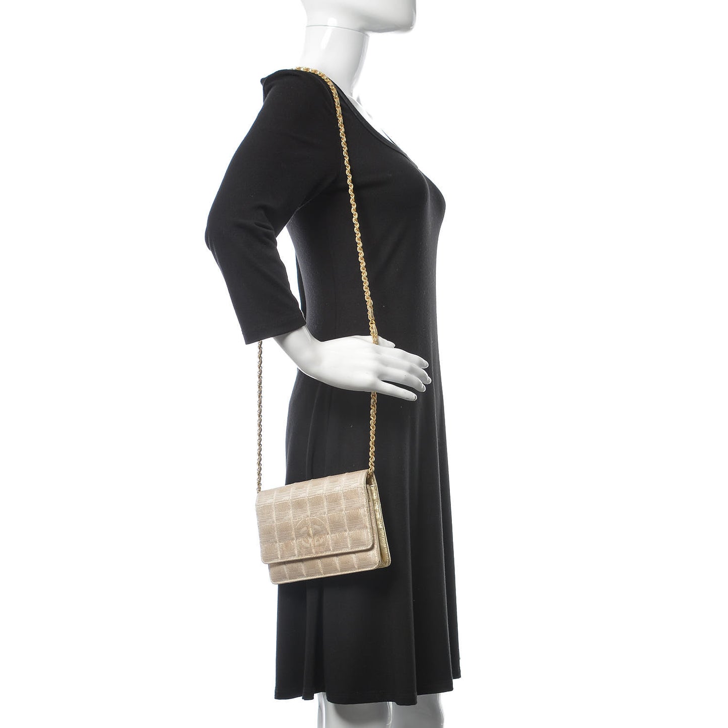 Nylon Travel Wallet On Chain WOC Metallic Gold