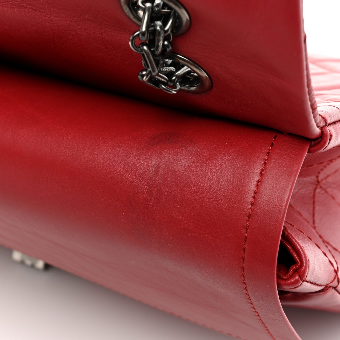 Aged Calfskin Quilted 2.55 Reissue 227 Flap Red