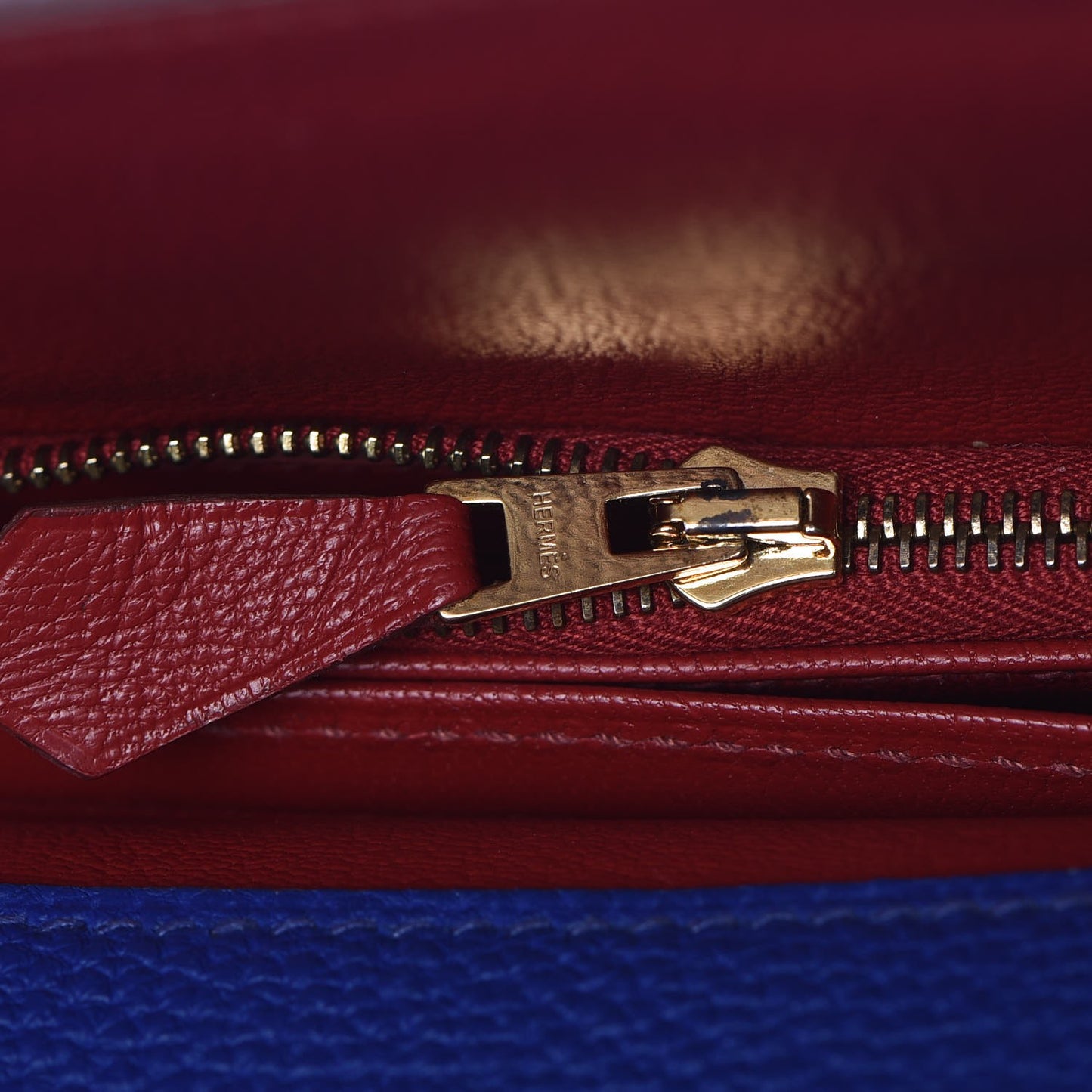 Togo Horseshoe Kelly Retourne 32 Bleu Electrique Rouge H