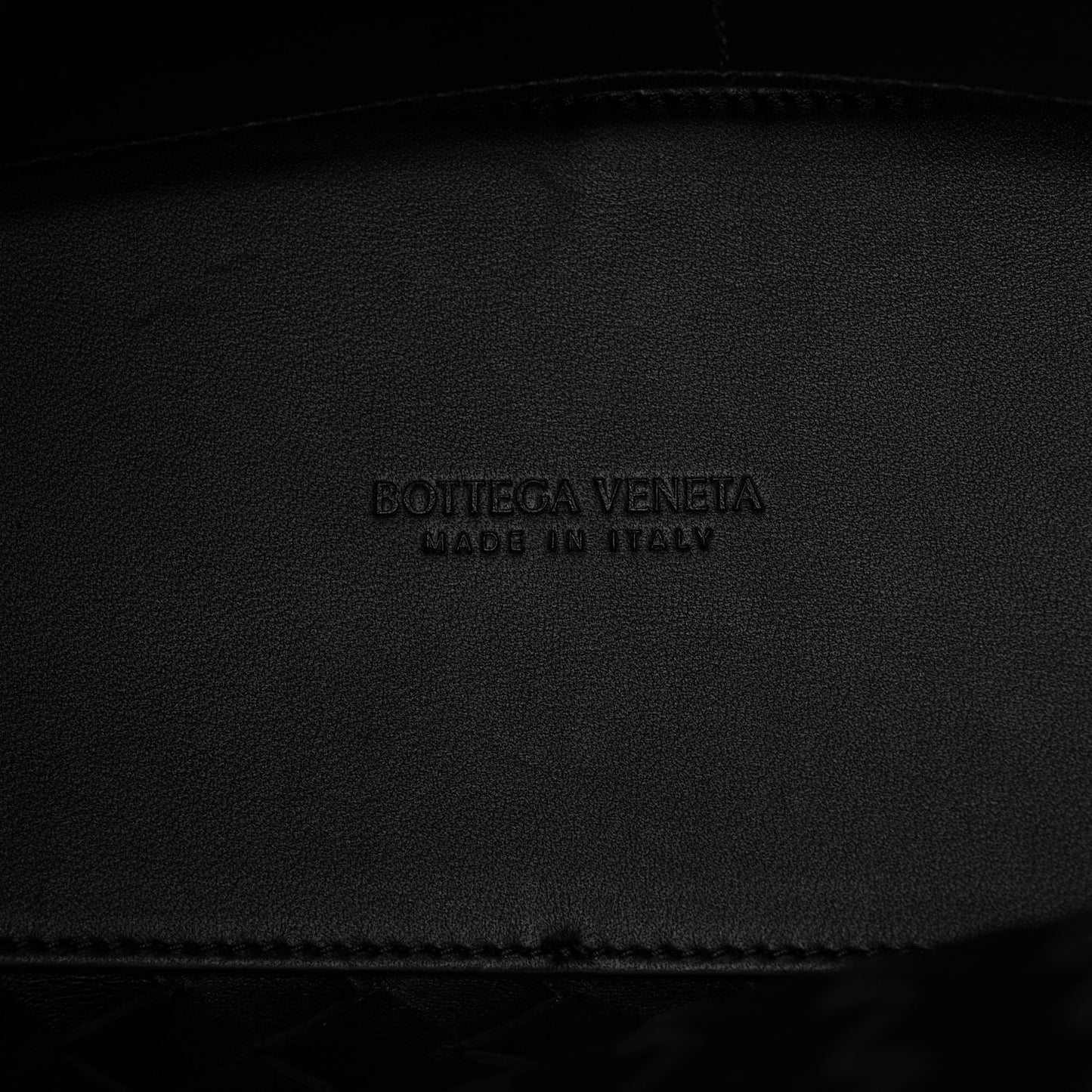 Nappa Intrecciato Medium Andiamo Shoulder Bag Black
