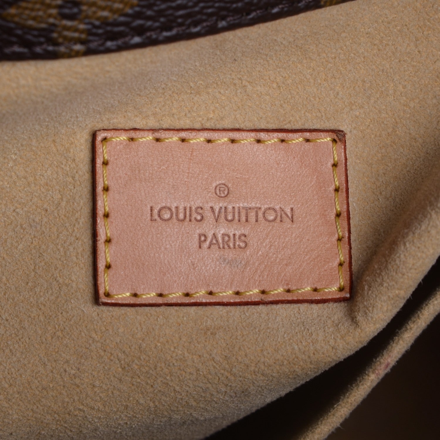 Louis Vuitton Monogram Artsy MM 6 of 7