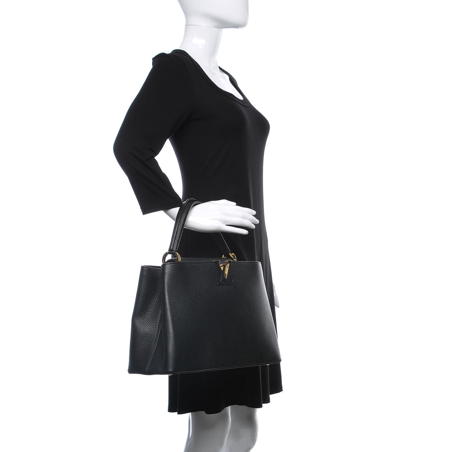 Taurillon Capucines MM Black