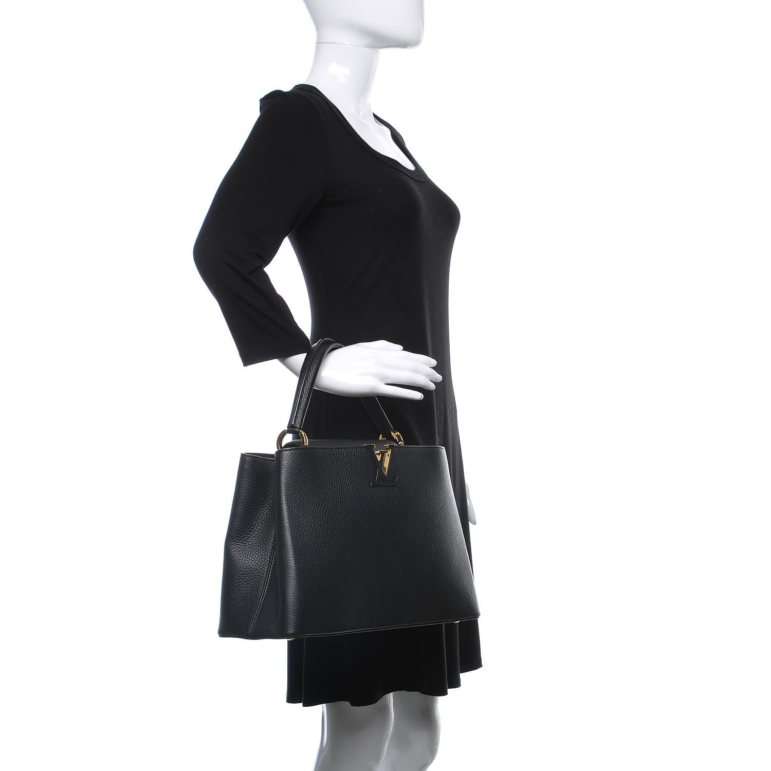 Louis Vuitton Taurillon Capucines MM Black 2 of 9