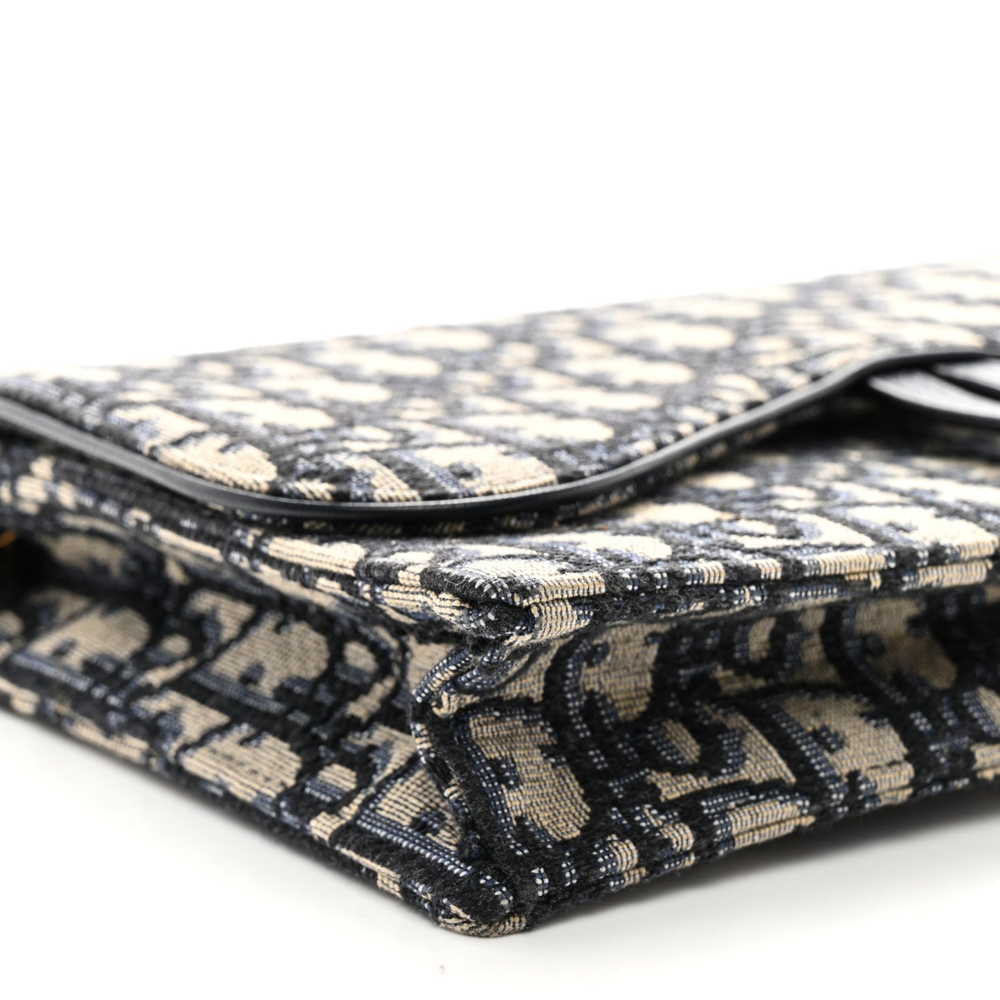 Oblique Saddle Chain Pouch Blue