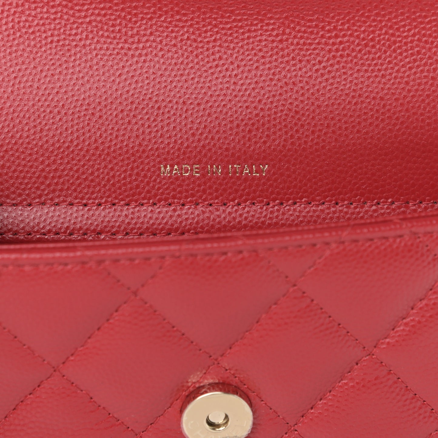 Caviar Quilted Flap Phone Holder With Chain Red