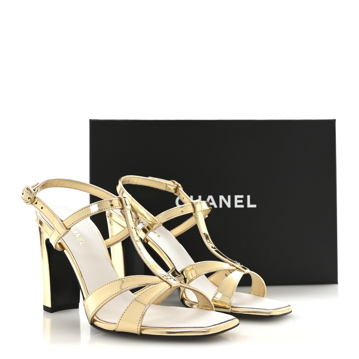 コッコとゴールド様 CHANEL キャミソール サイズ38 シャネル 公式サイト：CHANEL.COM - ファッション | CHANEL シャネル