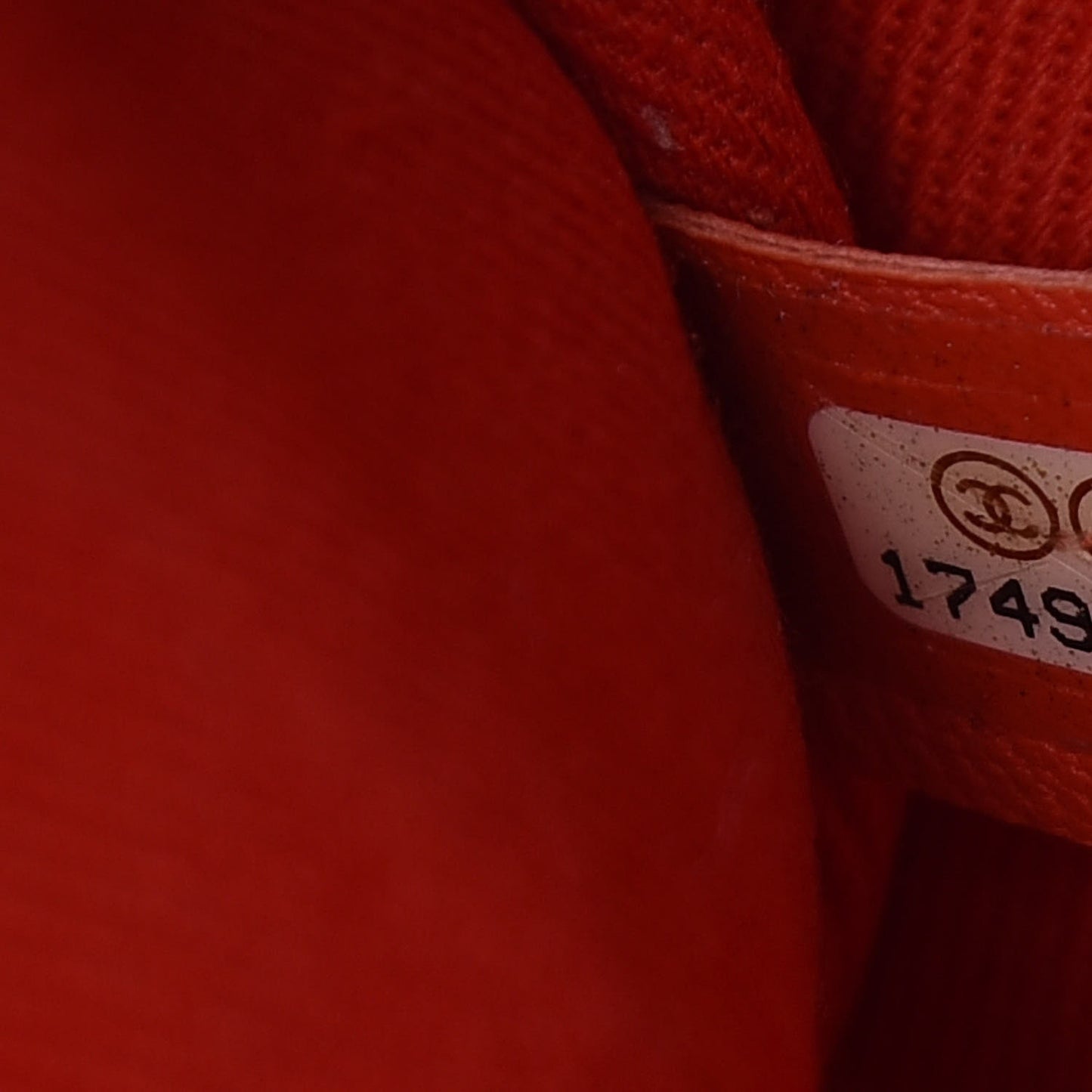 Perforated Calfskin Small Up In The Air Flap Red
