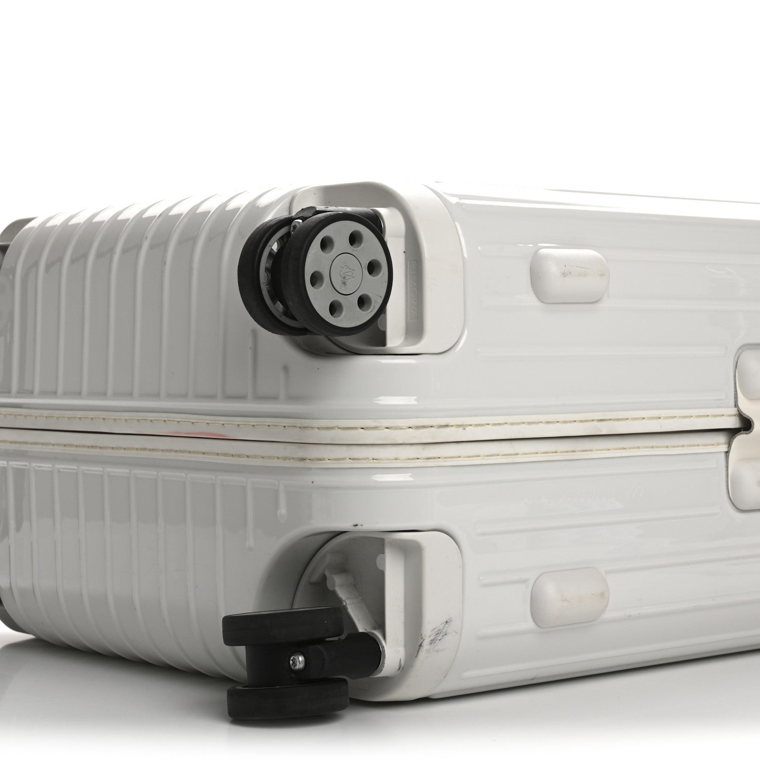 Rimowa Gloss Polycarbonate Essential Cabin White 8 of 17