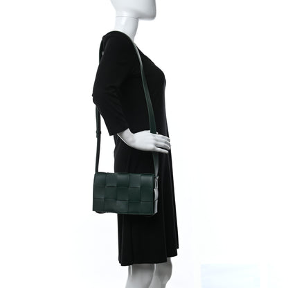 Bottega Veneta Lambskin Maxi Intrecciato Cassette Crossbody Bag Raintree Green 2 of 8