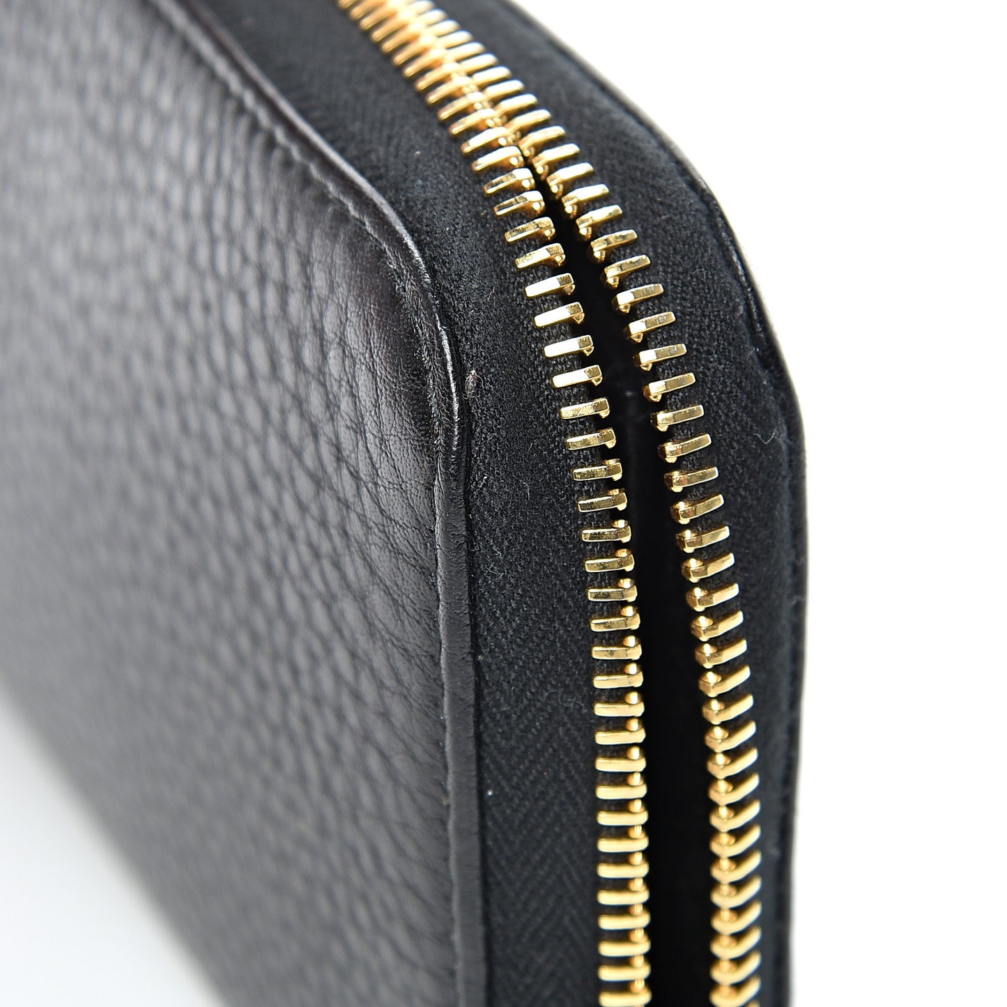 Vitello Daino Zip Around Wallet Black