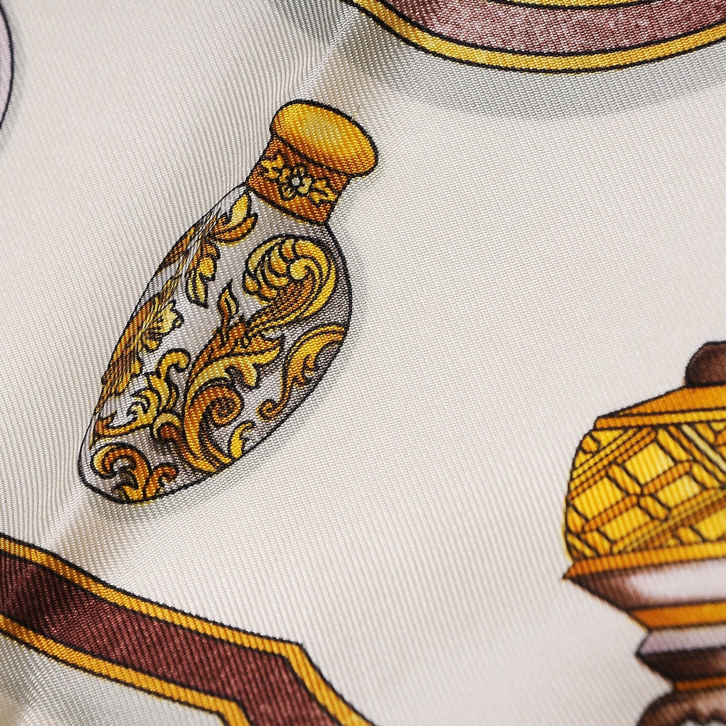 Silk Qu Importe Le Flacon Scarf 90
