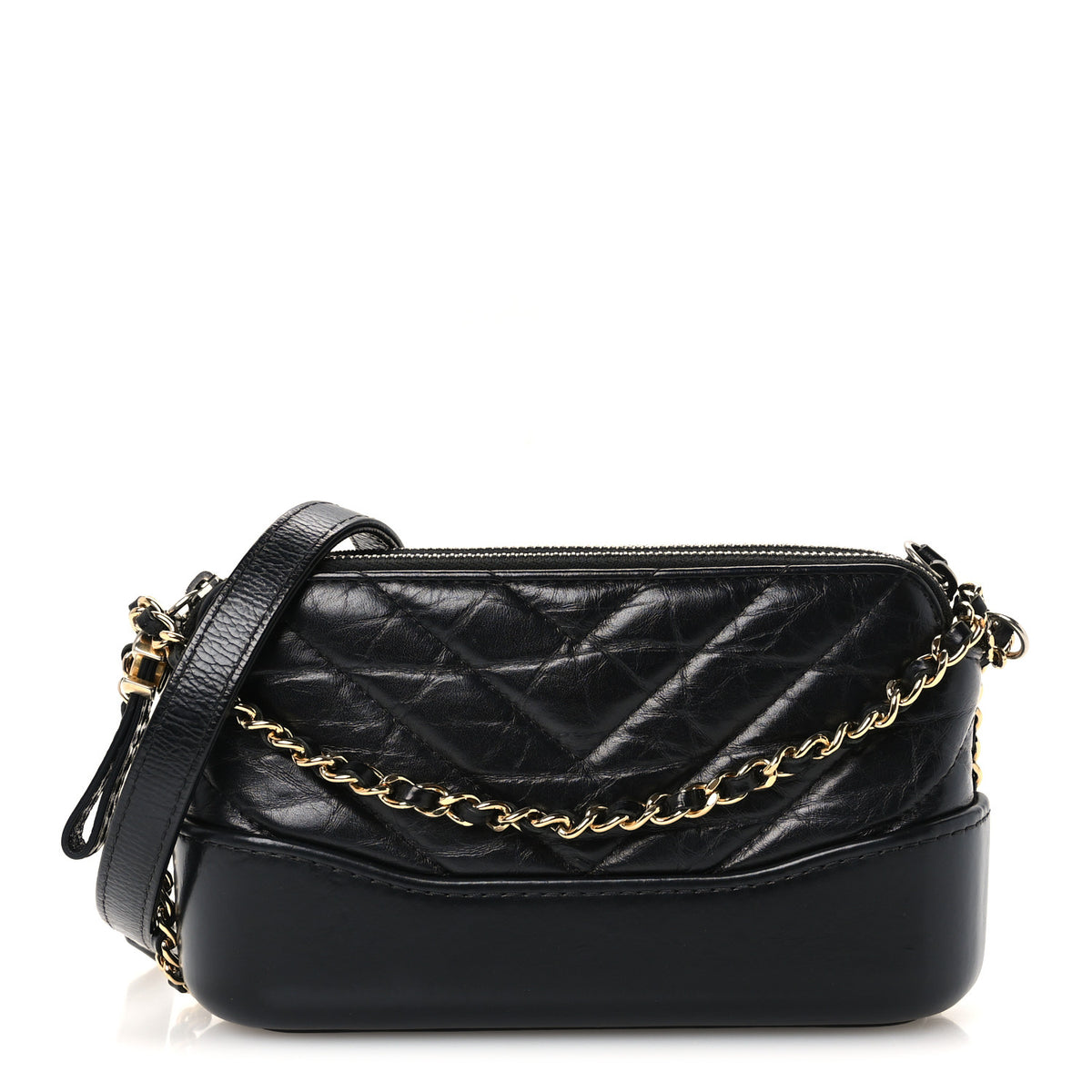 Aged Calfskin Chevron Quilted Small Gabrielle Clutch With Chain Black