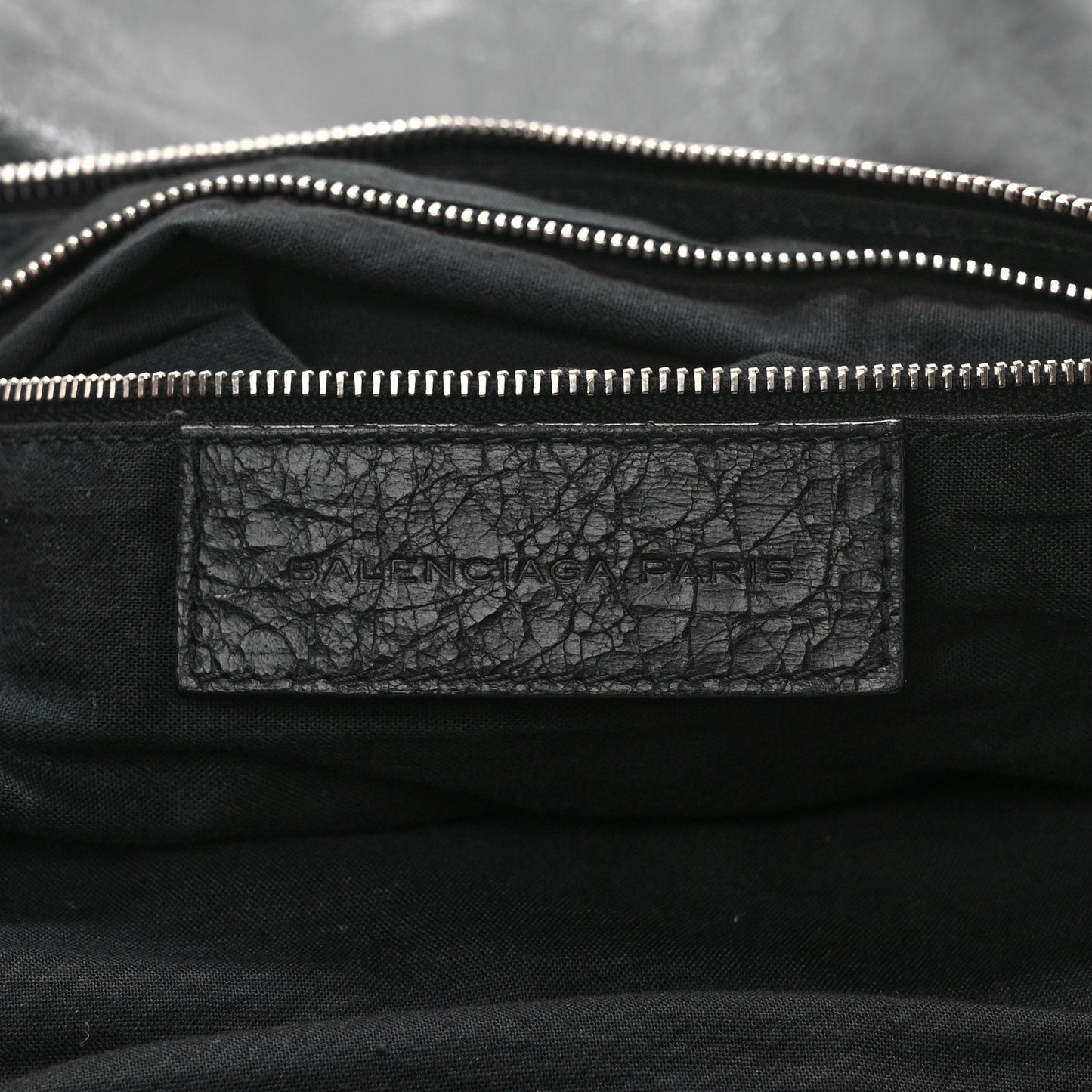 Agneau Day Messenger Black