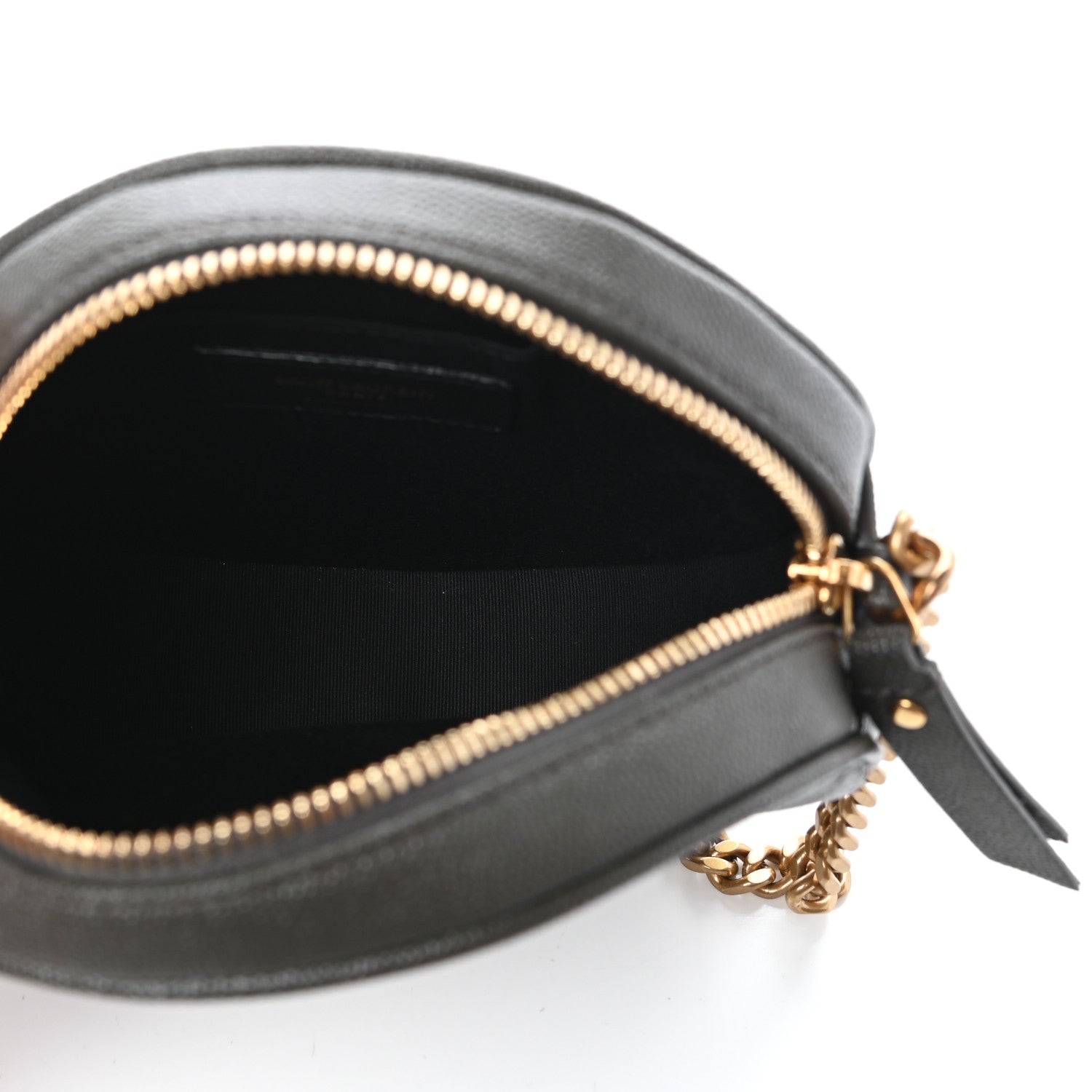 Saint Laurent Grain De Poudre Matelasse Chevron Quilted Round Vinyle Camera Bag Pebble 5 of 8