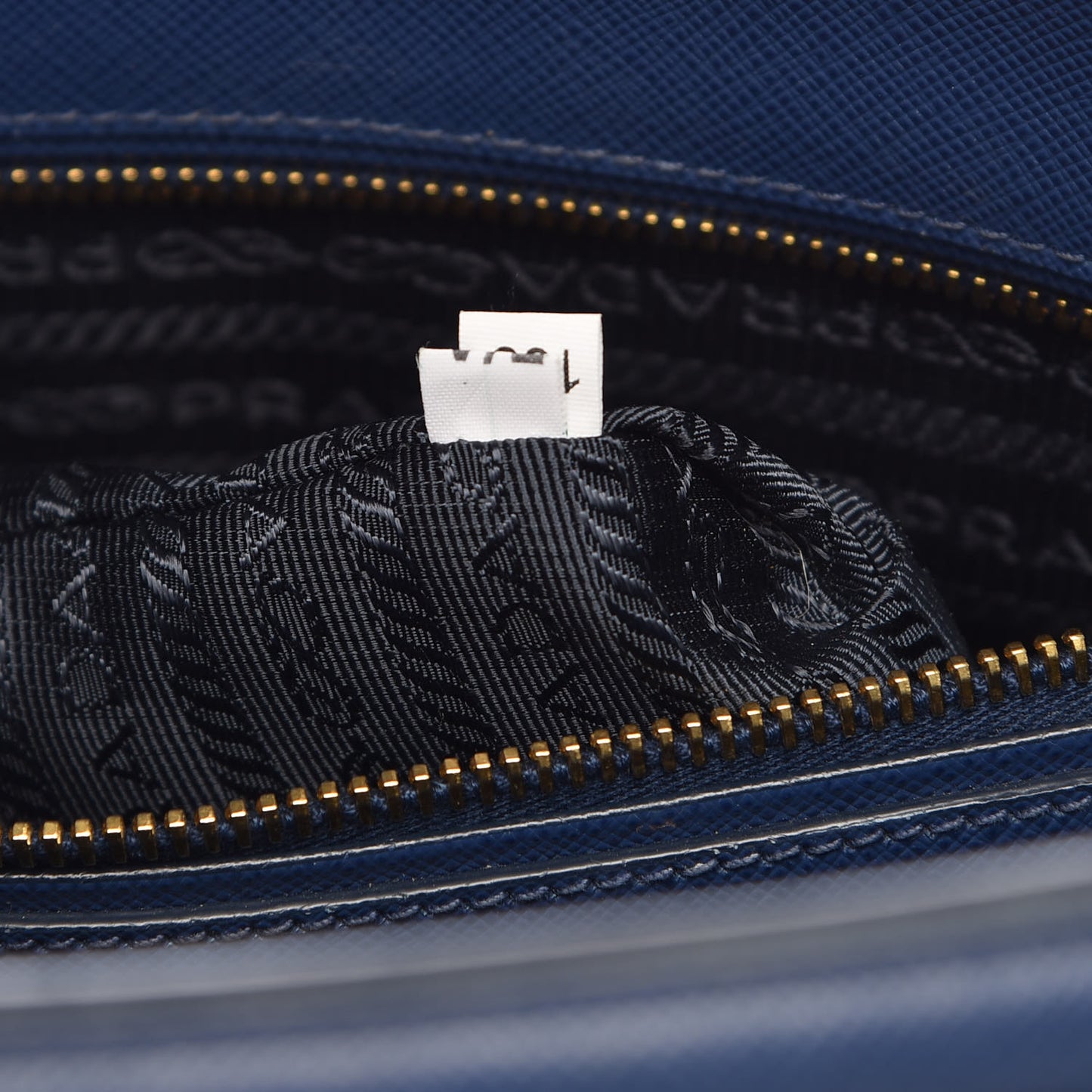 Saffiano Lux Parabole Tote Bleuette