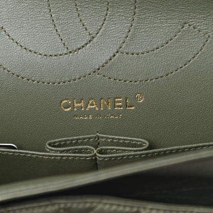 Chanel Sheepskin Chevron Quilted 2.55 Reissue 226 Flap Green 9 of 11