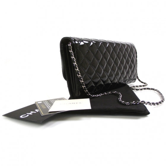 Chanel Patent Quilted Clutch Bag Black 3 of 10