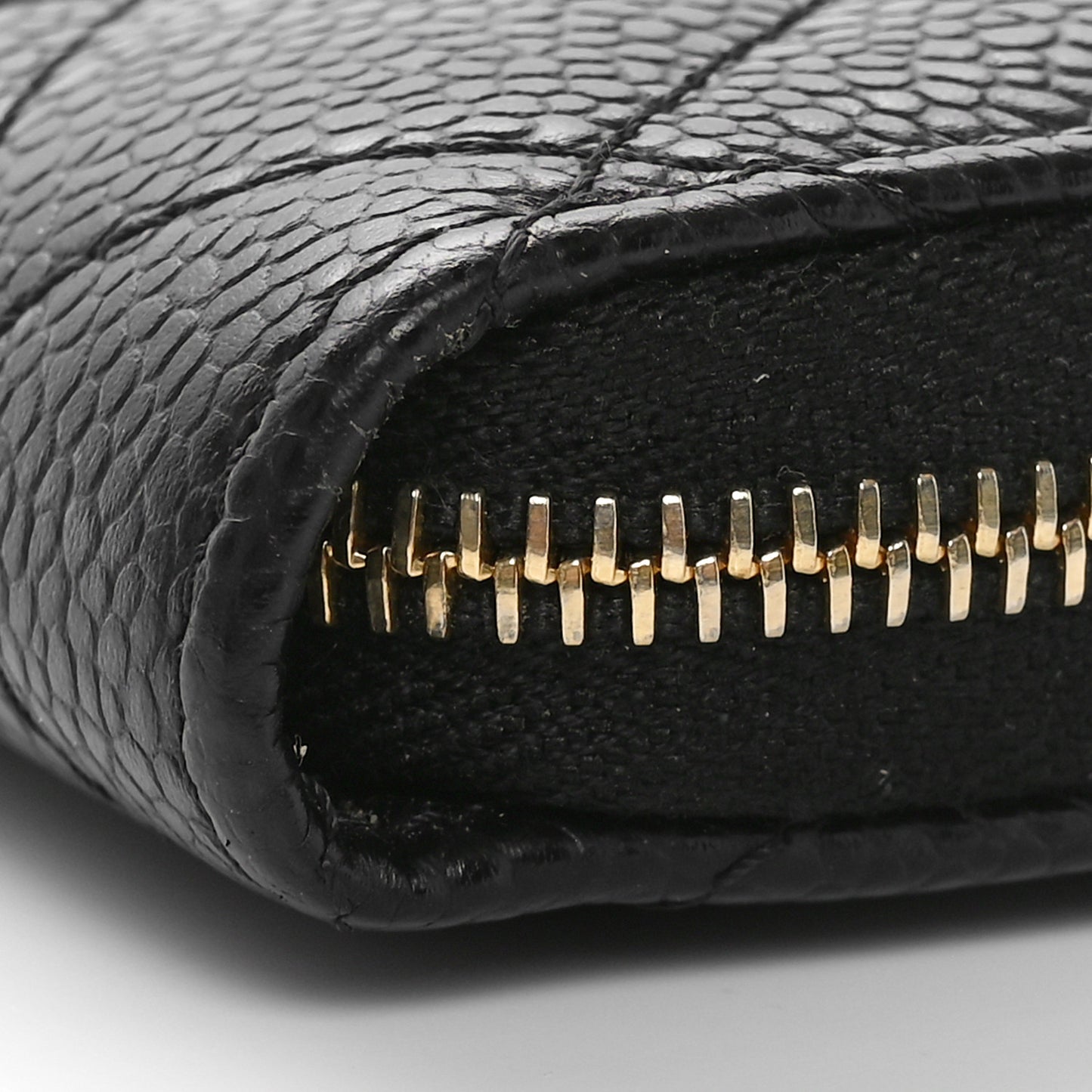 Caviar Quilted Zip Coin Purse Black