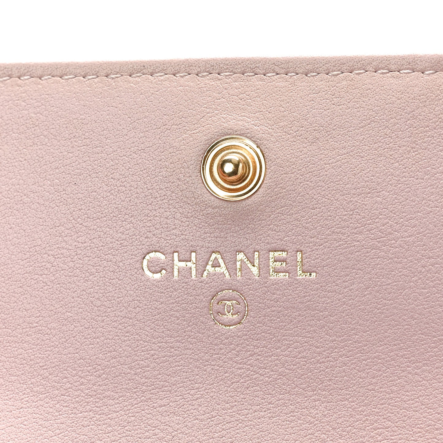 Calfskin Quilted About Pearls Card Holder Flap With Chain Light Pink