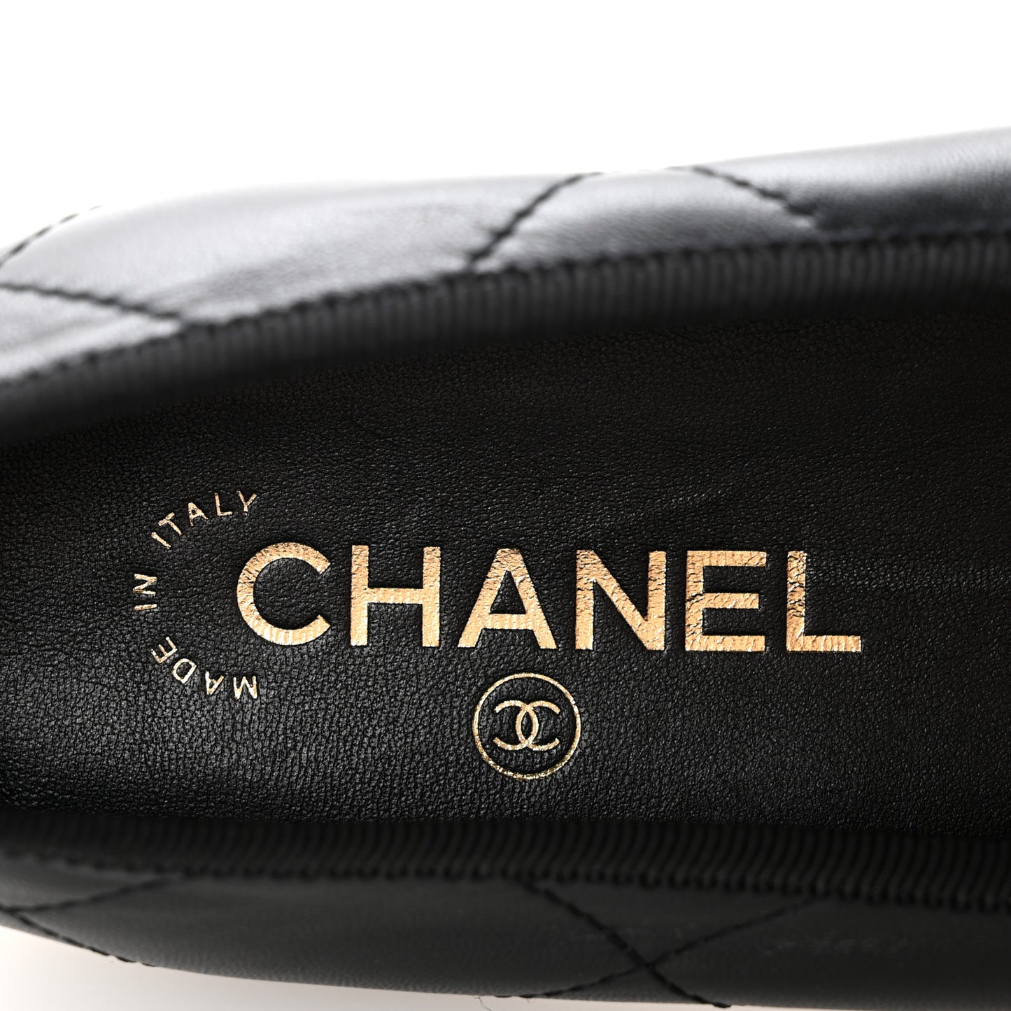 Lambskin Quilted CC Cambon Ballet Flats 36 Black White