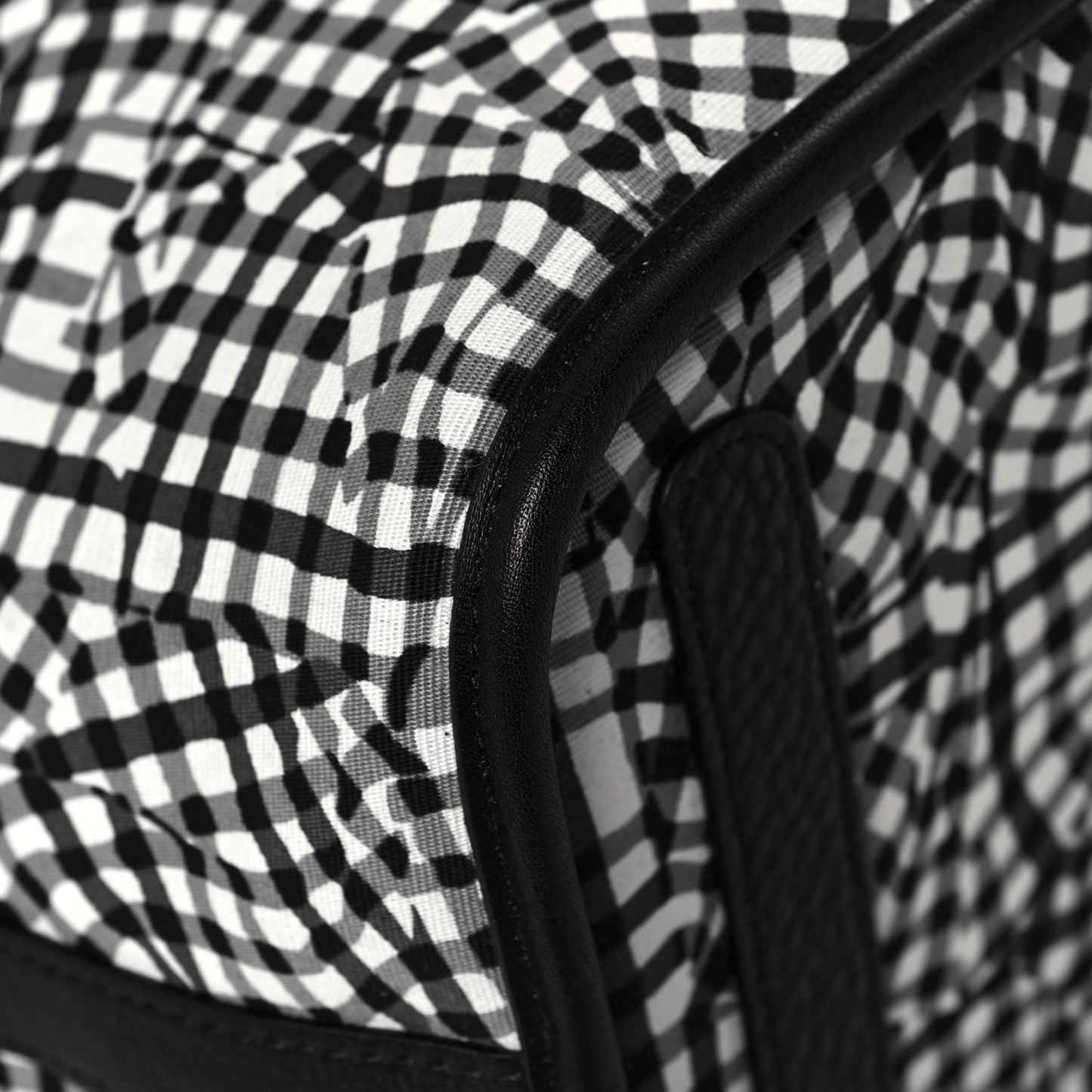 Visetos Medium Liz Reversible Shopper Tote Black