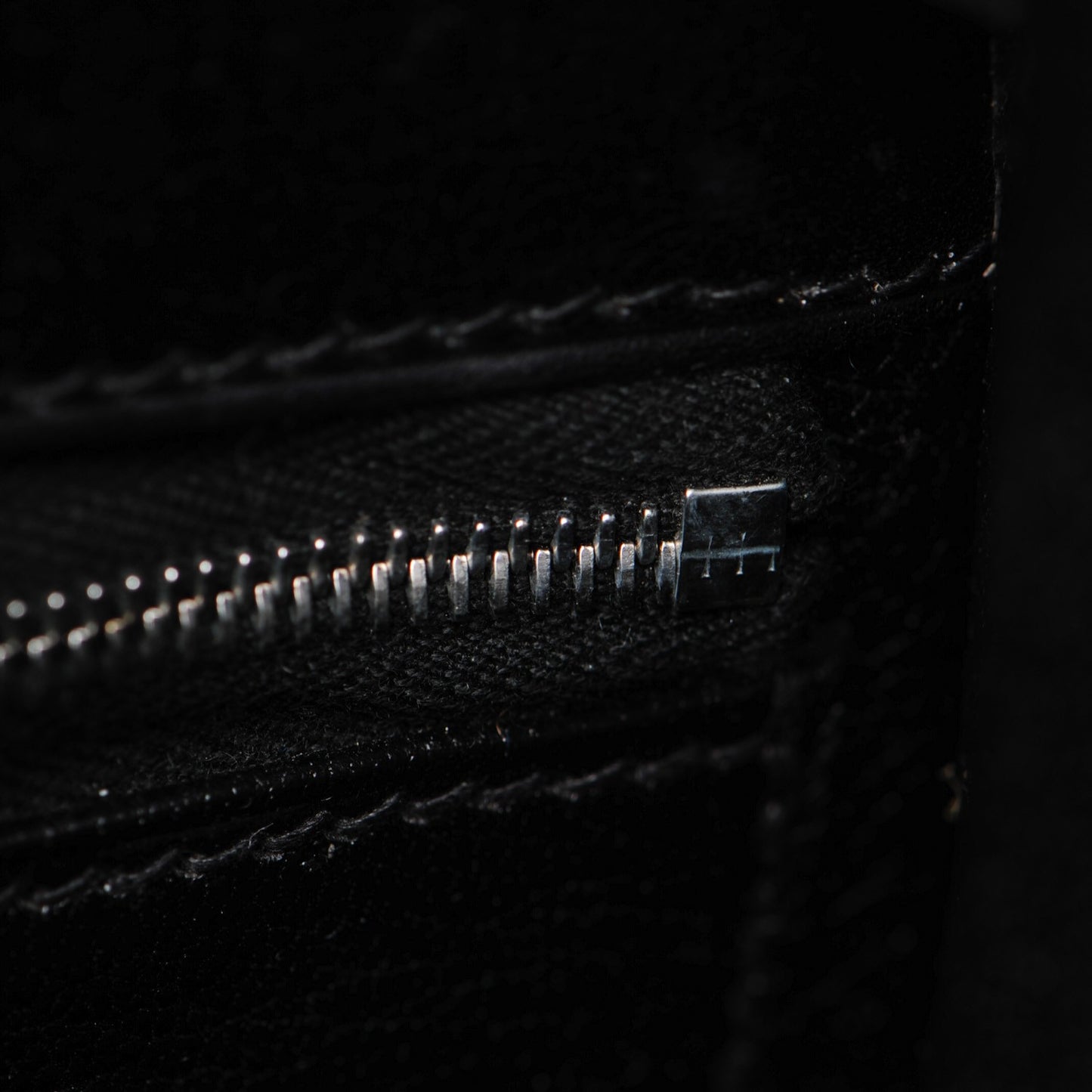 Box Kelly Sellier 28 Black