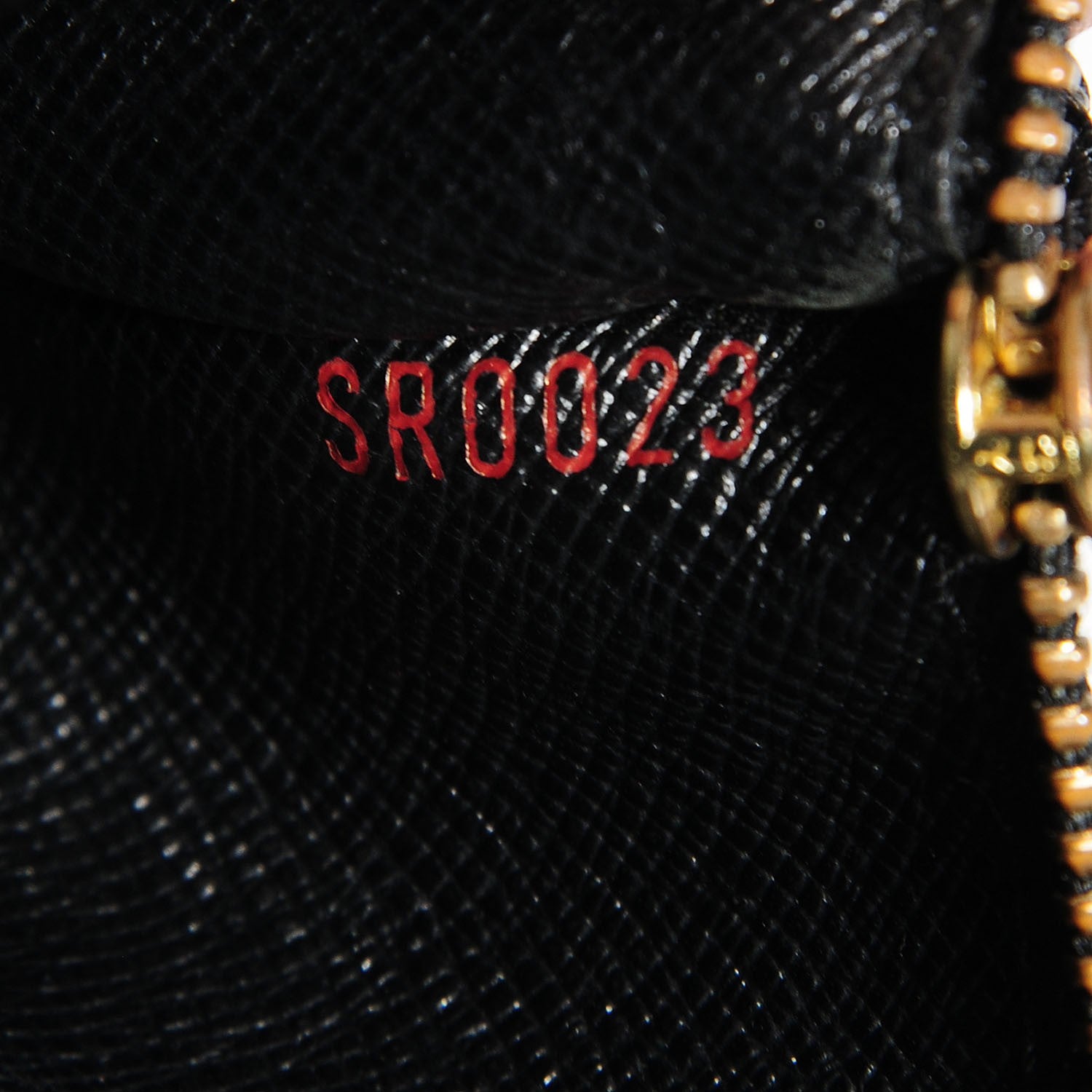 Louis Vuitton Epi Sarah Wallet Black 7 of 7