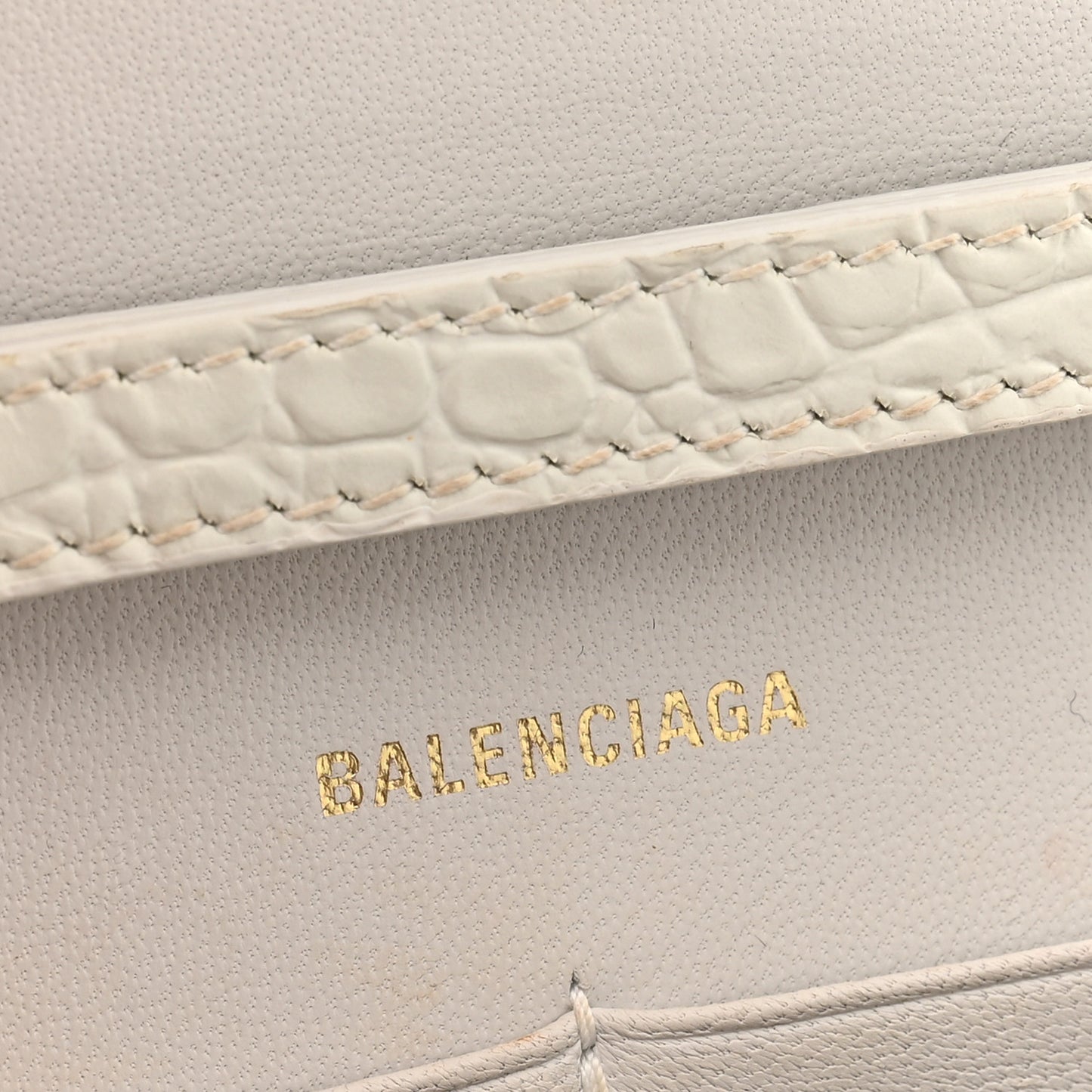 Shiny Calfskin Crocodile Embossed Hourglass Chain Bag White