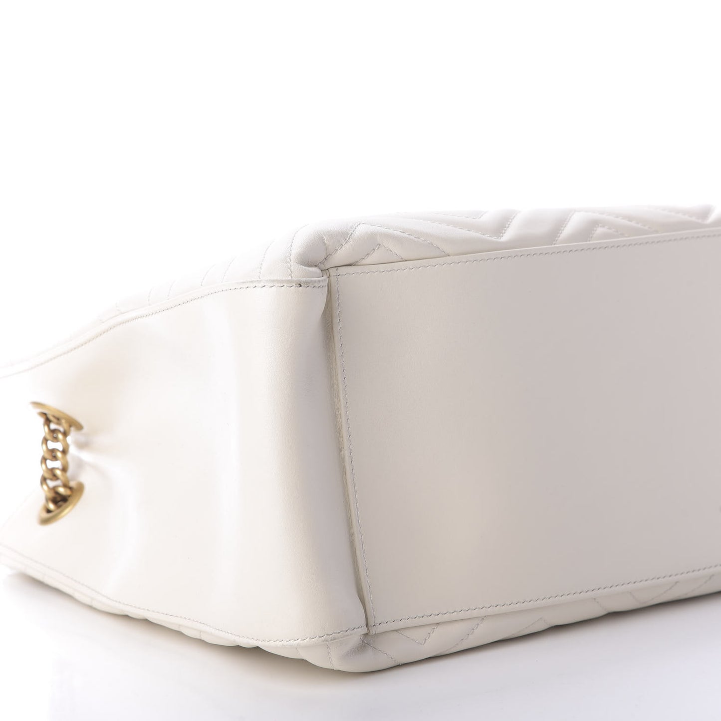 Calfskin Matelasse Medium GG Marmont Shoulder Tote Bag White
