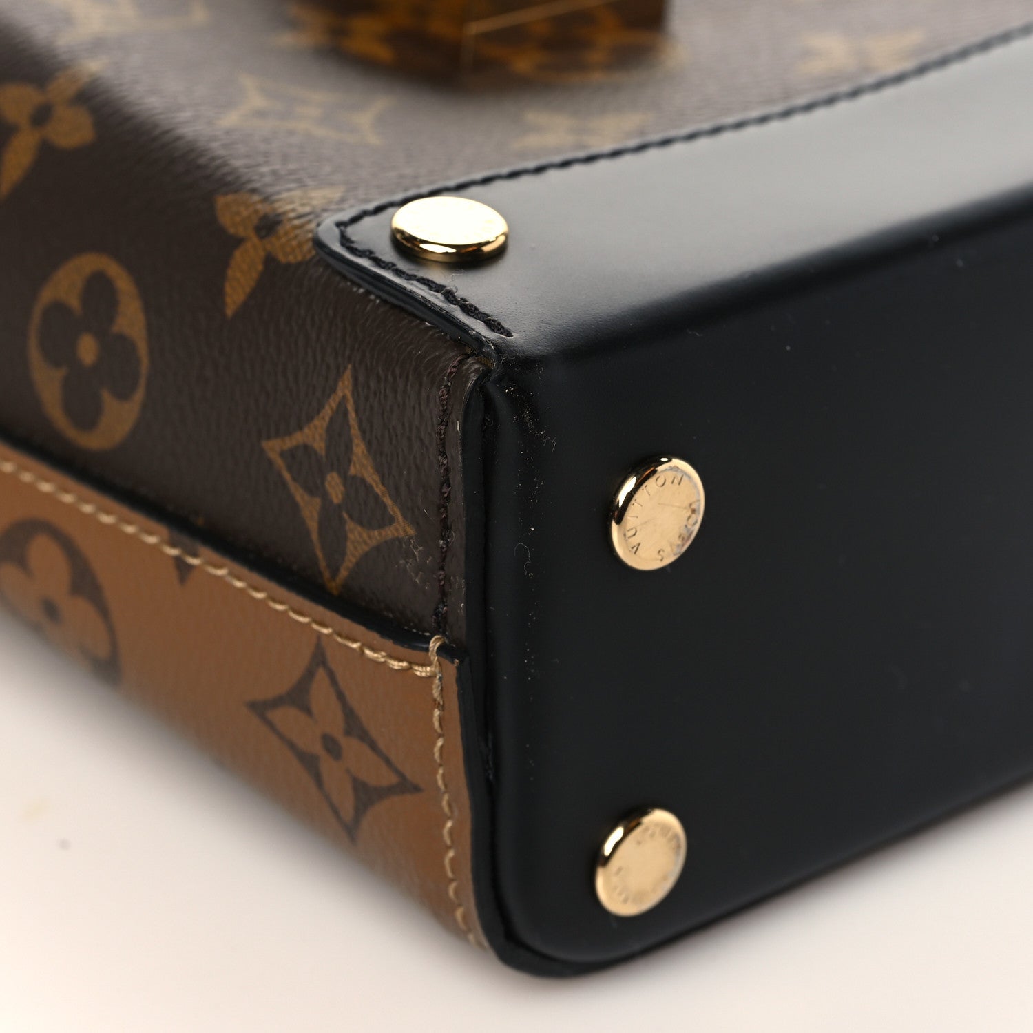 Louis Vuitton Reverse Monogram Bento Box 7 of 8