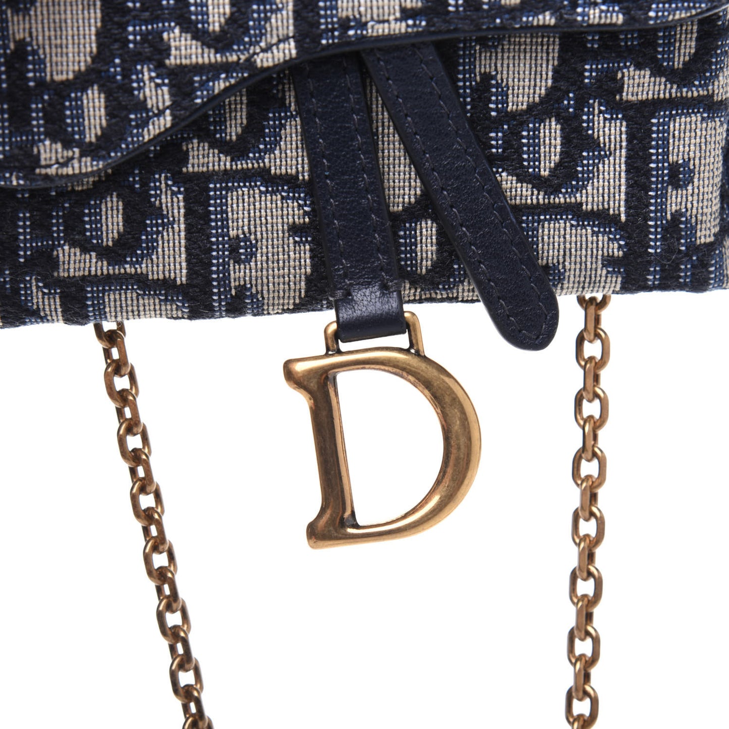 Oblique Nano Saddle Chain Pouch Blue