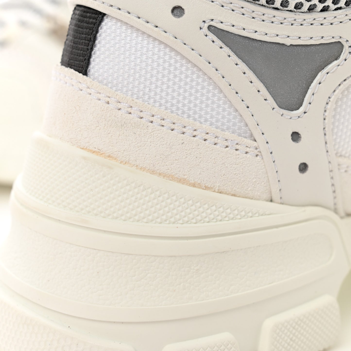 X SEGA Mesh Calfskin Suede Removable Crystals Womens Flashtrek Sneakers 38.5 Great White
