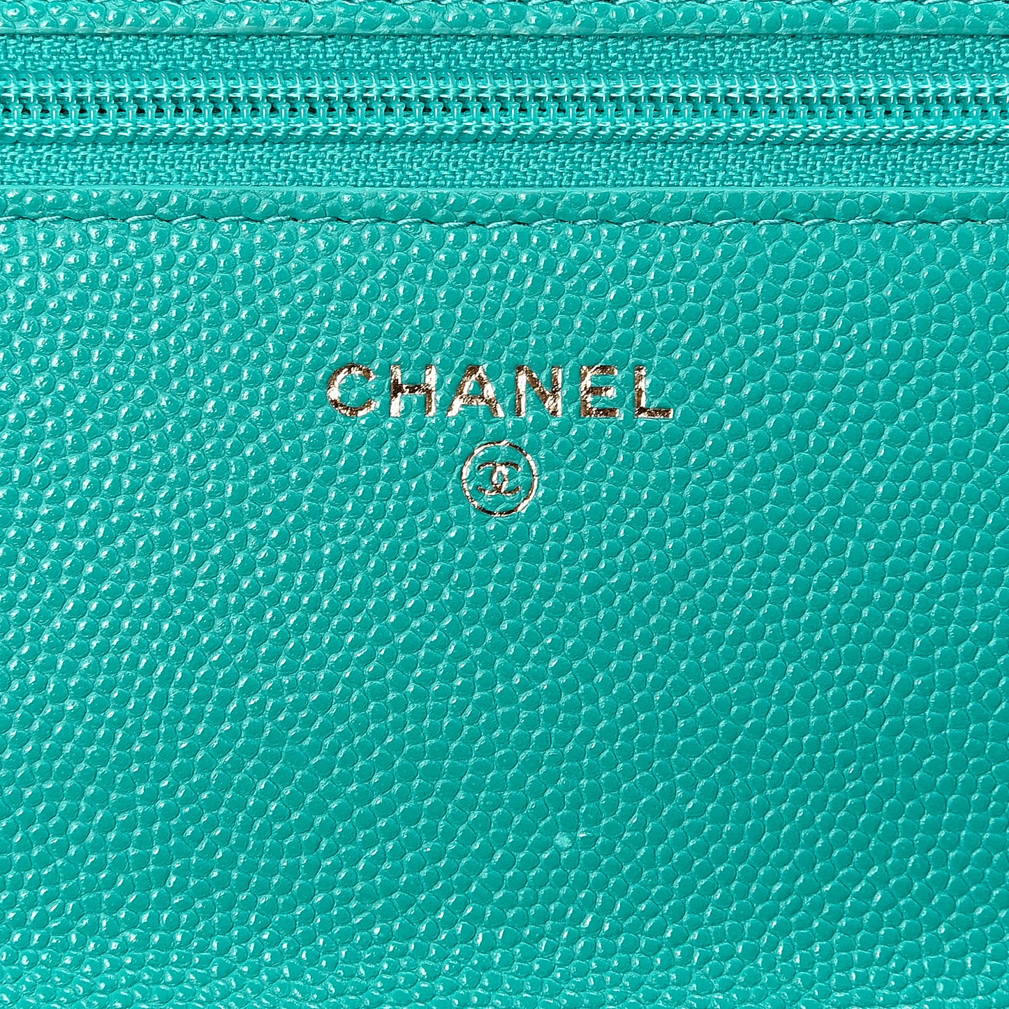 Caviar Quilted Wallet On Chain WOC Turquoise