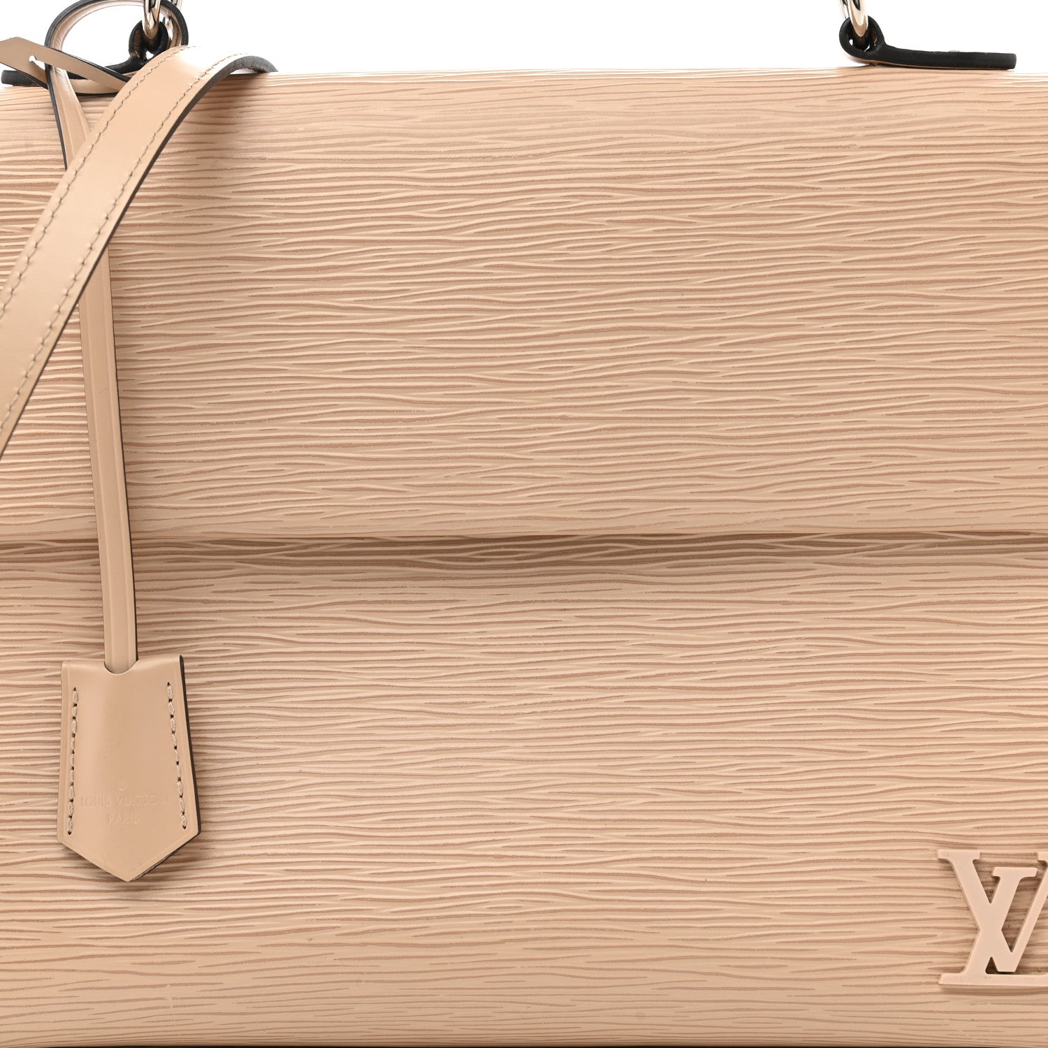 Louis Vuitton Epi Cluny MM Dune 7 of 10