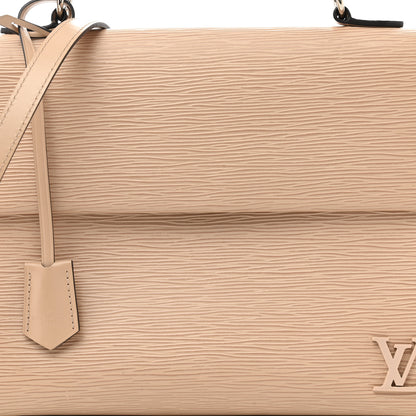 Louis Vuitton Epi Cluny MM Dune 7 of 10