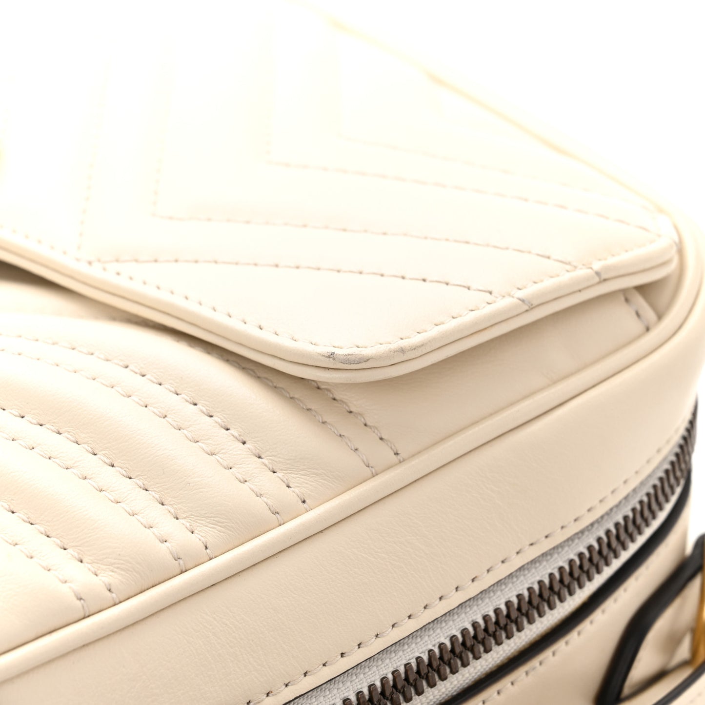 Calfskin Matelasse Sylvie Web Small GG Marmont Top Handle Shoulder Bag White