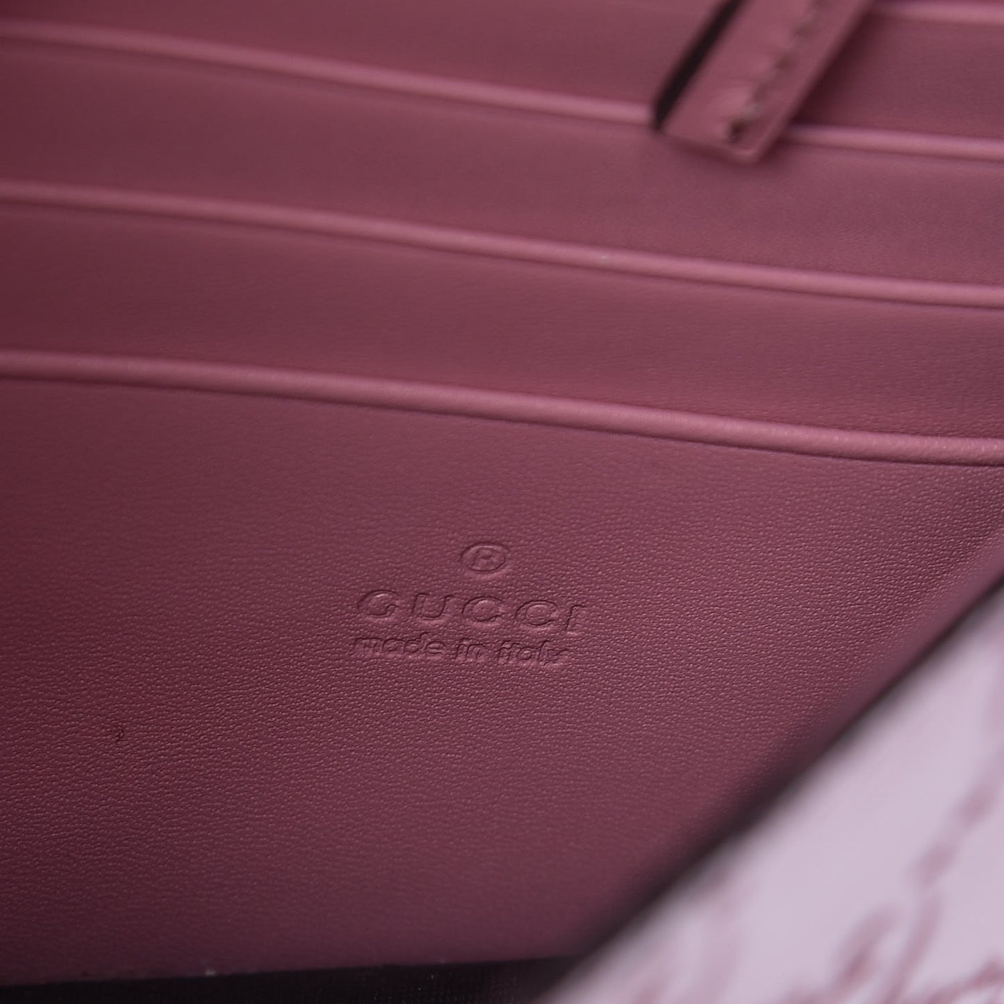 Guccissima Icon Chain Wallet Carmine Rose