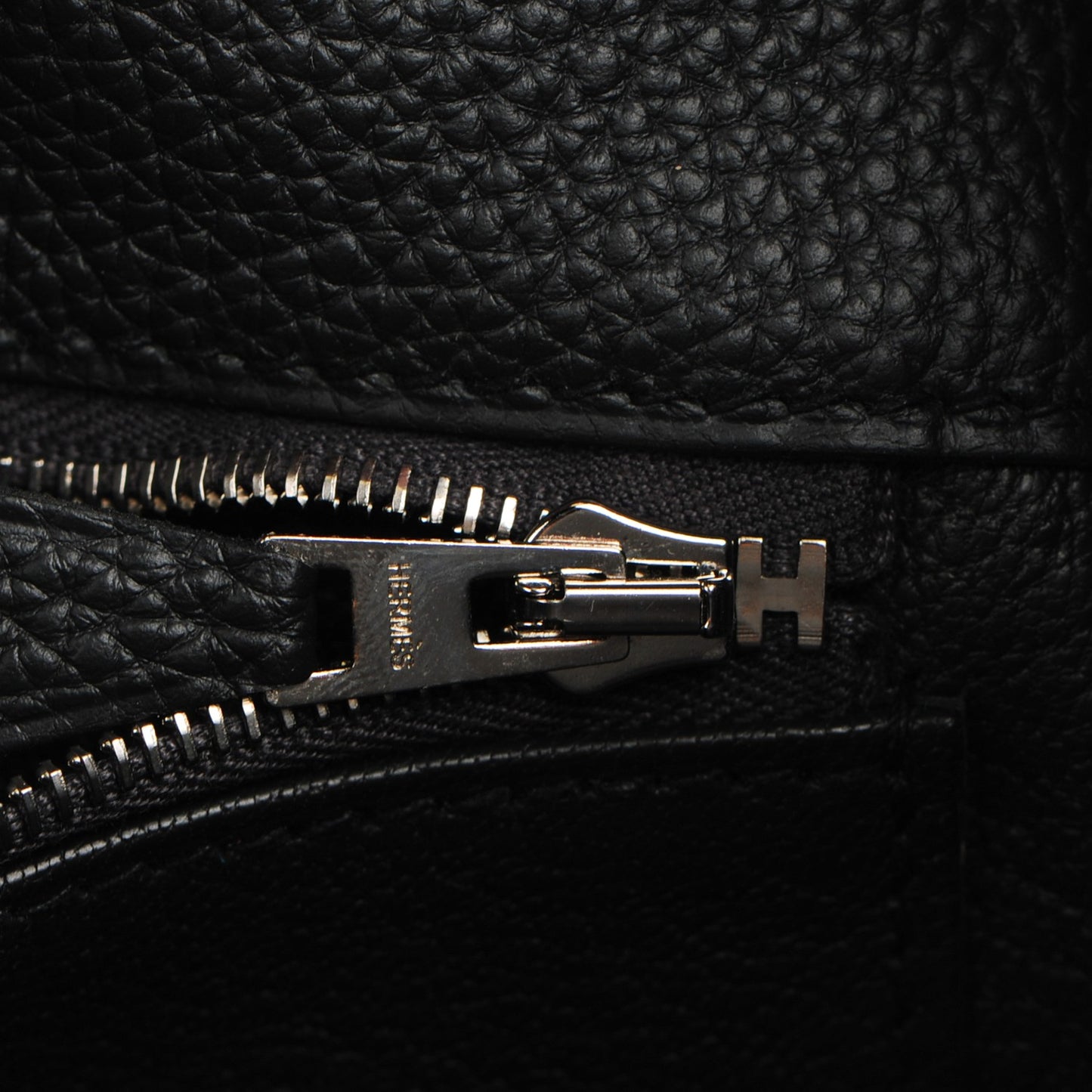 Togo Kelly Retourne 35 Black